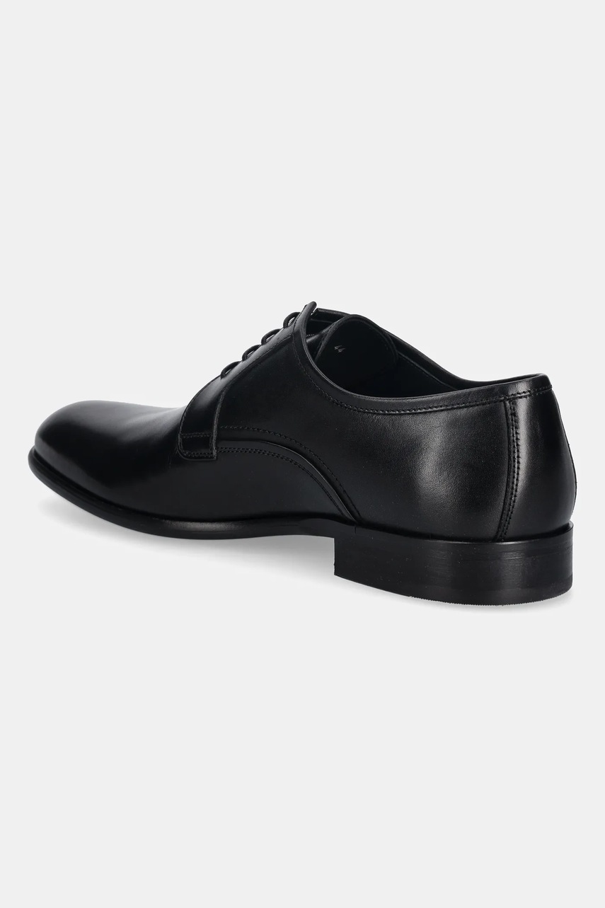 Δερμάτινα κλειστά παπούτσια Baldinini φωτογραφία