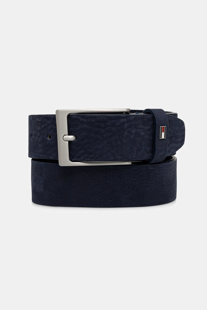 Levně Semišový pásek Tommy Hilfiger pánský, tmavomodrá barva, AM0AM13754