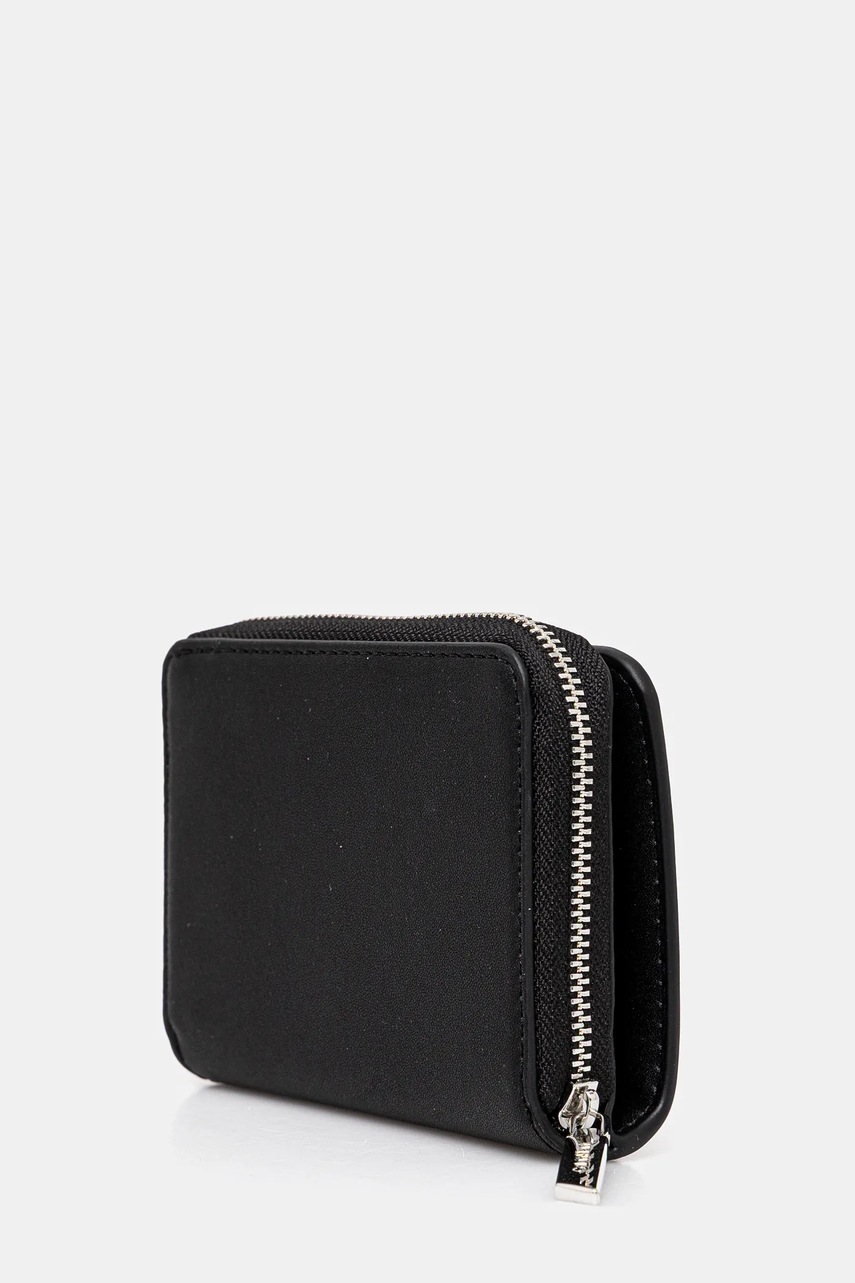 Кошелек Calvin Klein цвет чёрный LV04F1029G Кошелек Calvin Klein цвет чёрный LV04F1029G