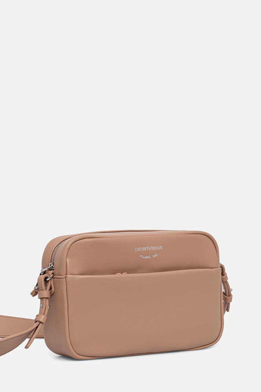 Кожаная сумочка Emporio Armani цвет бежевый EW003032 AF19229 Кожаная сумочка Emporio Armani цвет бежевый EW003032 AF19229
