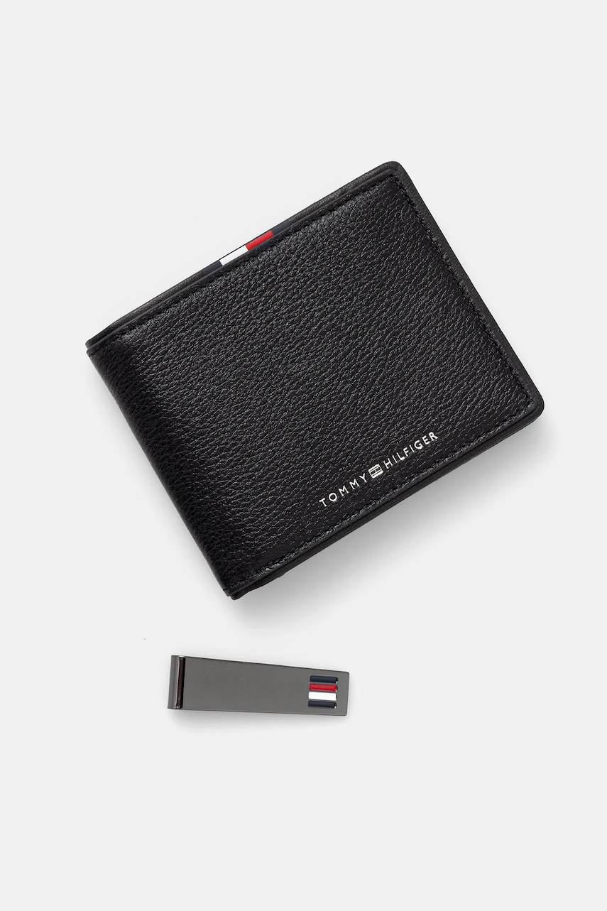 Levně Kožená peněženka Tommy Hilfiger pánská, černá barva, AM0AM13607