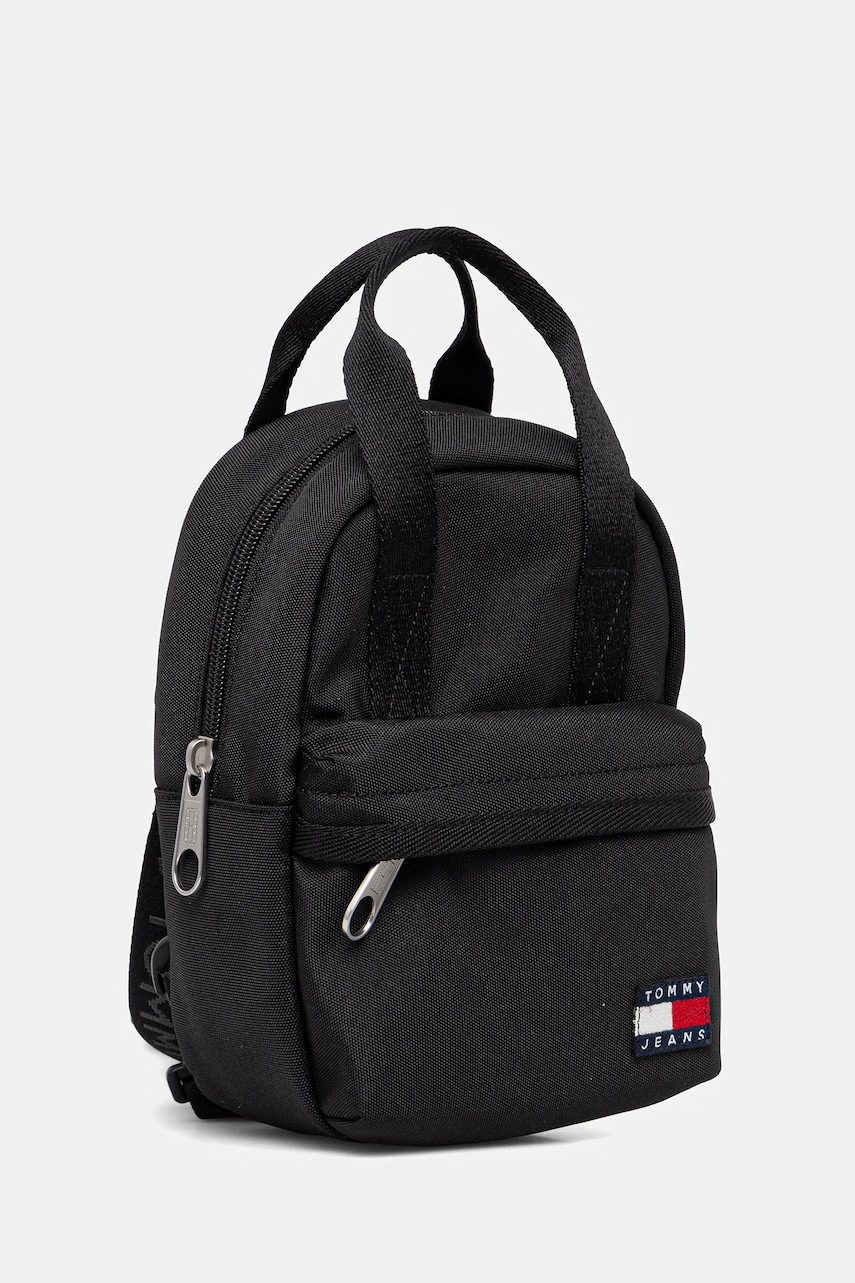 Рюкзак Tommy Jeans цвет чёрный маленький однотонный AW0AW17577 Рюкзак Tommy Jeans цвет чёрный маленький однотонный AW0AW17577