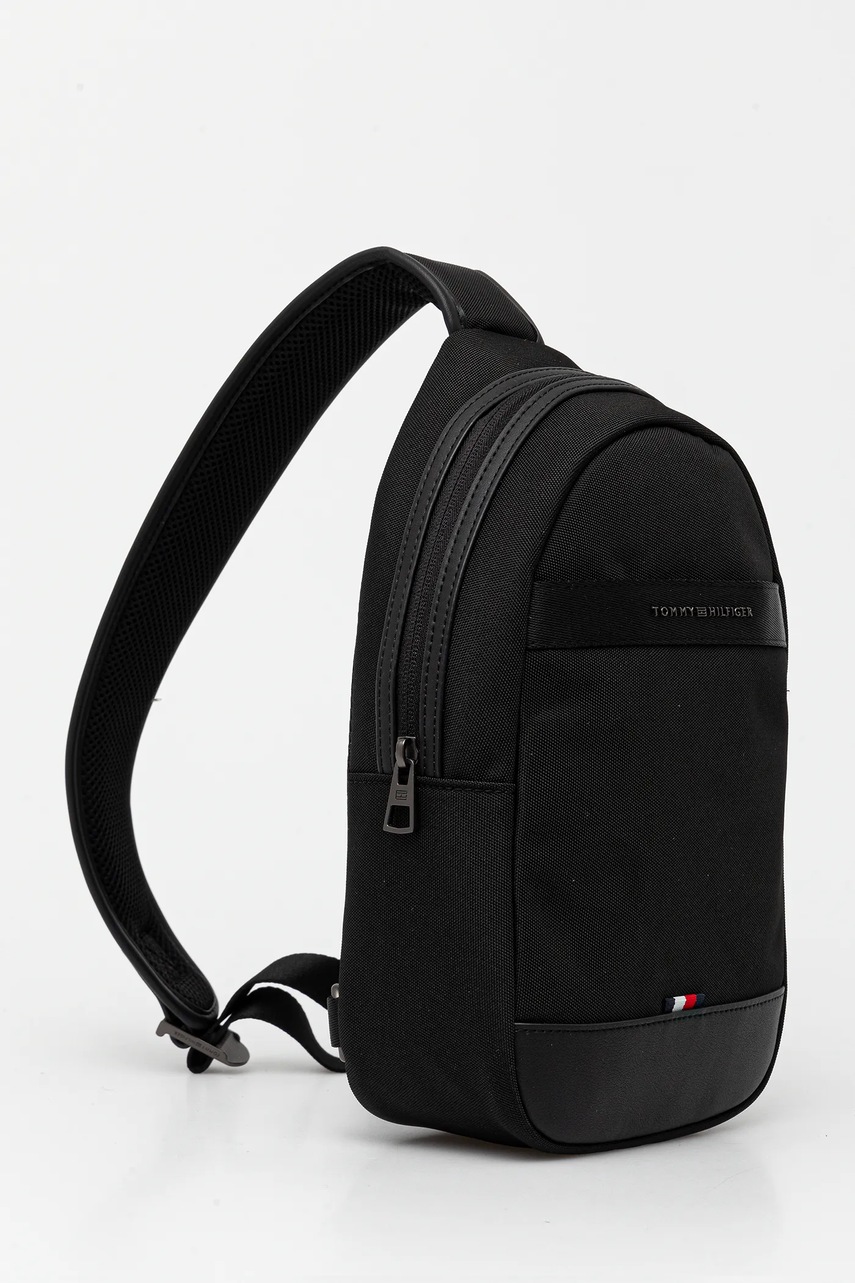 Рюкзак Tommy Hilfiger цвет чёрный маленький однотонная AM0AM13572