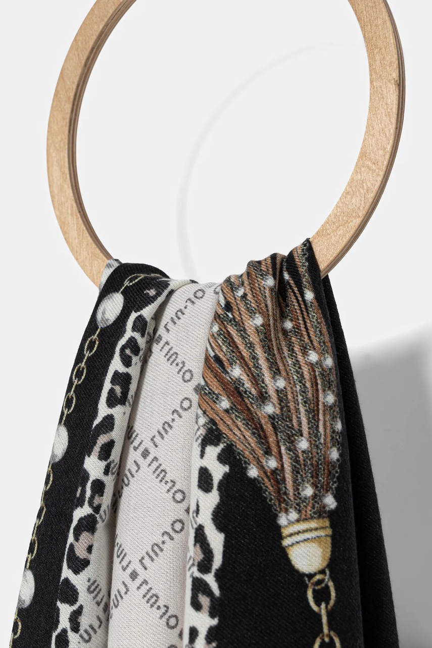 Шарф Liu Jo цвет чёрный узор 2F5081.T0300