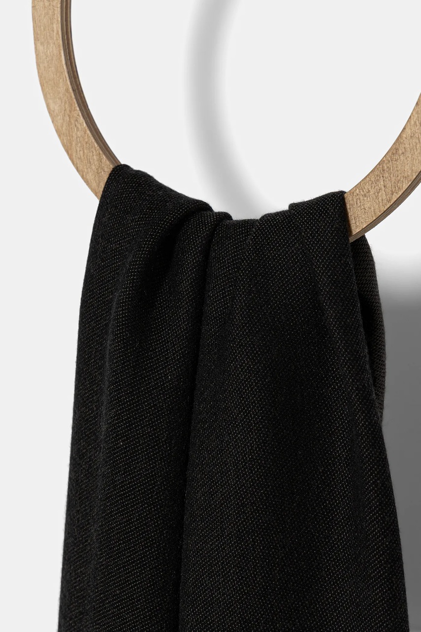 Шаль с примесью шерсти BOSS цвет чёрный однотонная 50547659