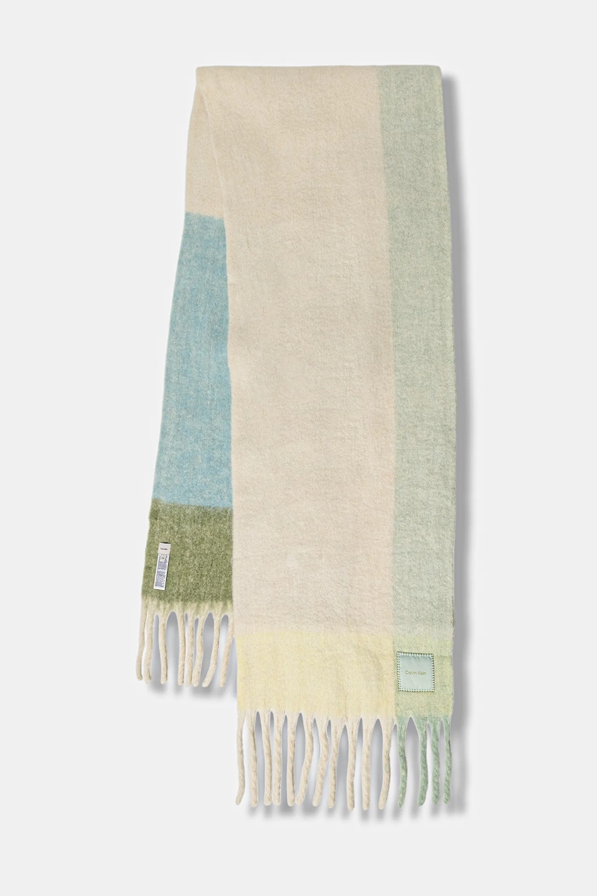 

Шал с вълна Calvin Klein в зелено с десен LV04D8070G, Зелен