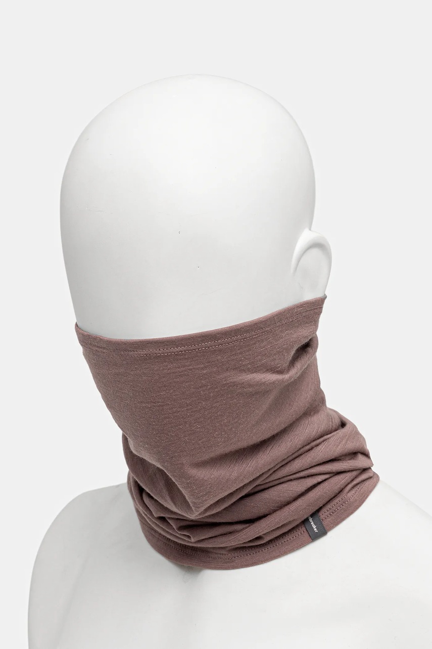 Шерстяной снуд Icebreaker 200 Oasis Flexi Chute цвет розовый однотонный IB1009620GV1