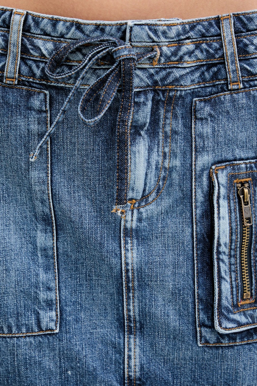 Džínová sukně Guess Originals HARRINGTON (obrázek 4)