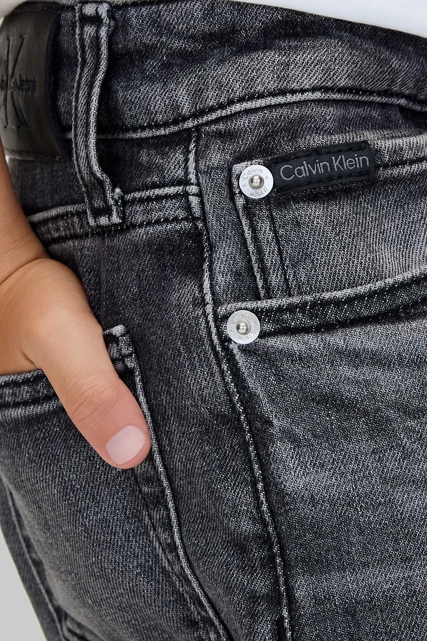 Dětské rifle Calvin Klein Jeans SKATER MID (obrázek 5)