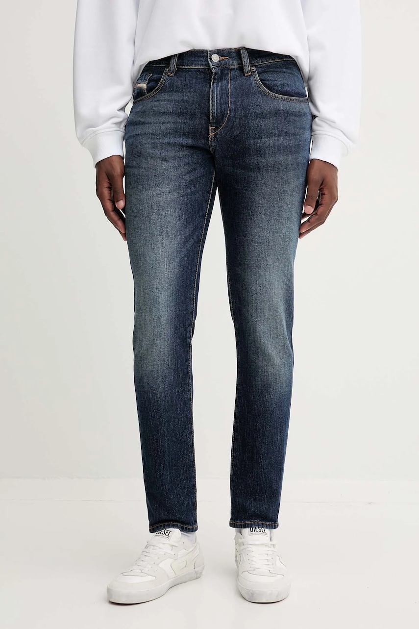 Diesel jeans 2019 D-STRUKT L.32 culoarea bleumarin, A03558.0DBED