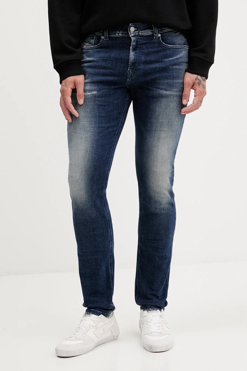 Diesel jeans 1979 SLEENKER L.32 A03594.09L97