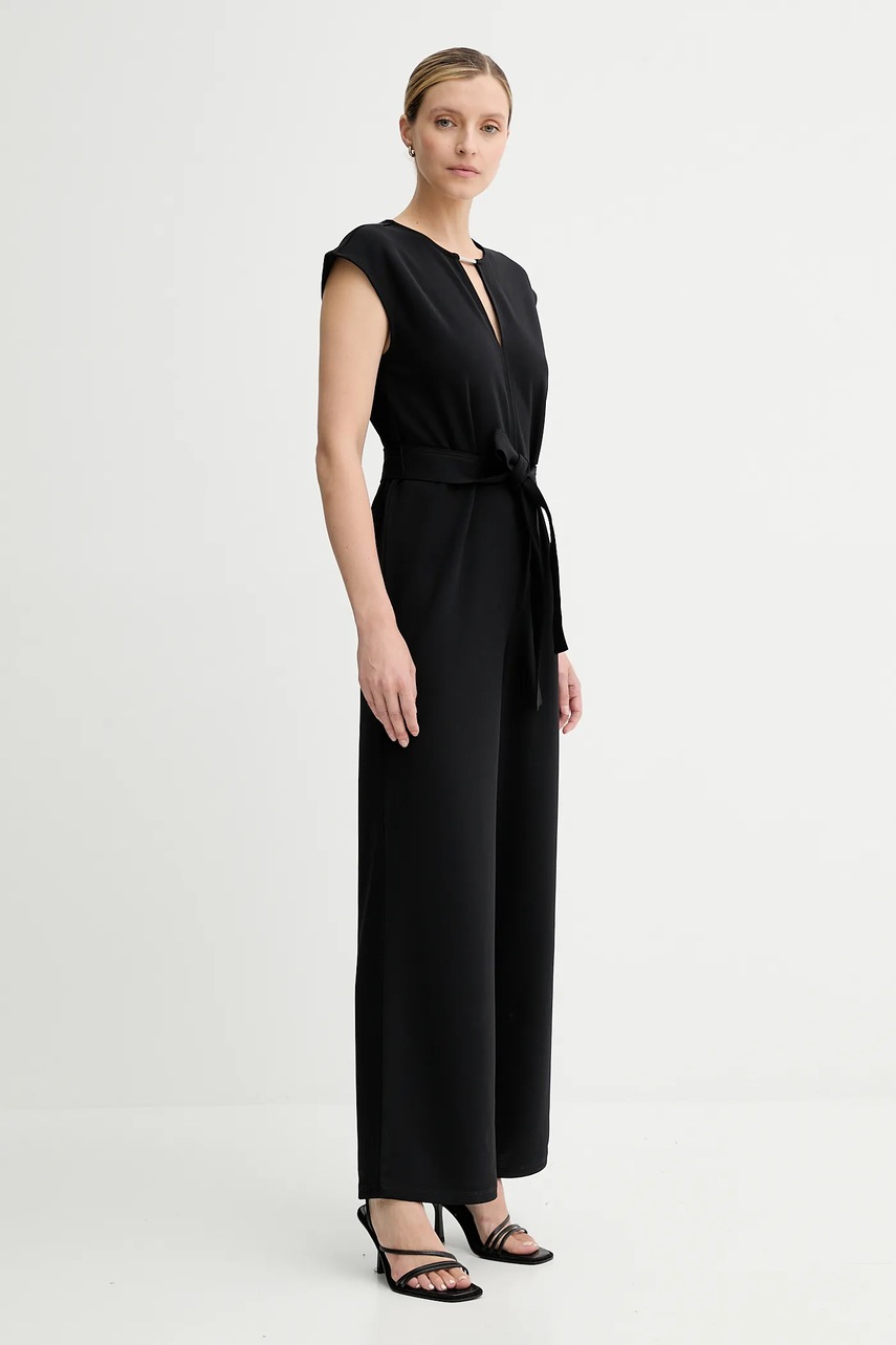 Комбинезон Calvin Klein цвет чёрный острое декольте LV044C066G Комбинезон Calvin Klein цвет чёрный острое декольте LV044C066G