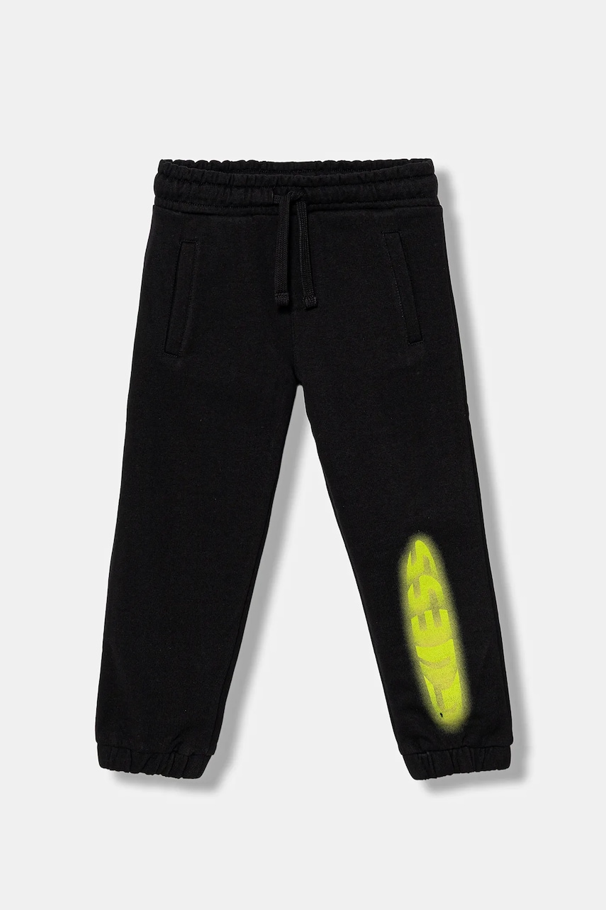 Levně Dětské bavlněné tepláky Guess černá barva, s potiskem, N5YQ18 KAD74