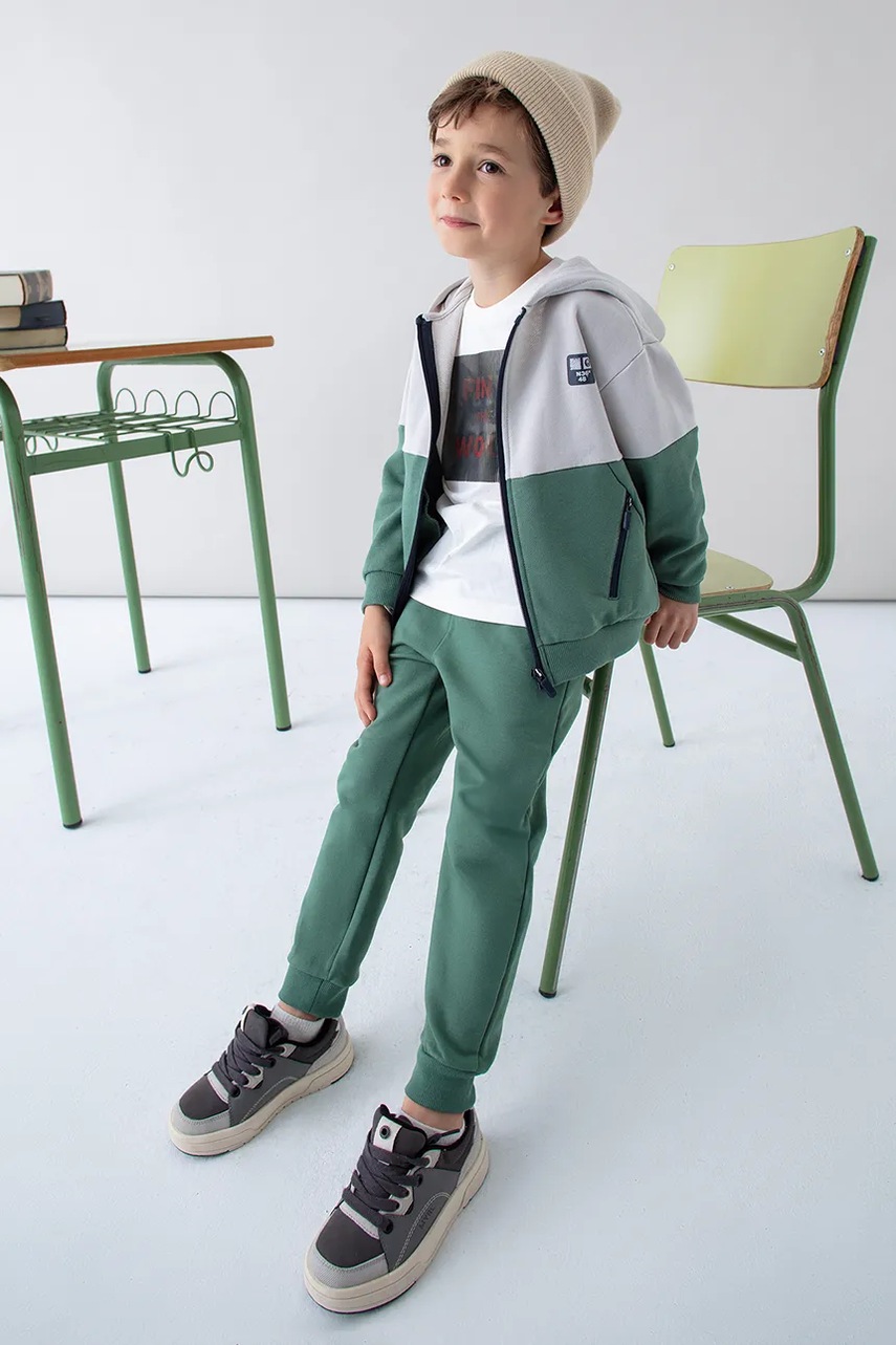 Mayoral pantaloni de trening pentru copii culoarea verde, 725