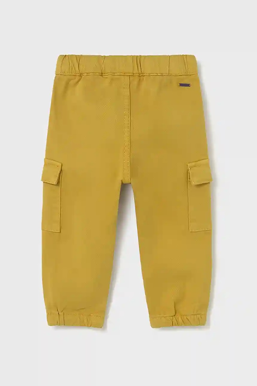 Детские брюки Mayoral Joggery cargo цвет жёлтый однотонные 2506