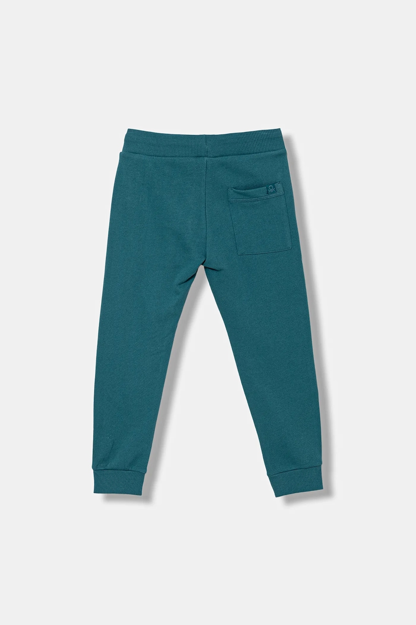 Детские хлопковые штаны United Colors of Benetton цвет бирюзовый однотонные 3J68CF01P Детские хлопковые штаны United Colors of Benetton цвет бирюзовый однотонные 3J68CF01P