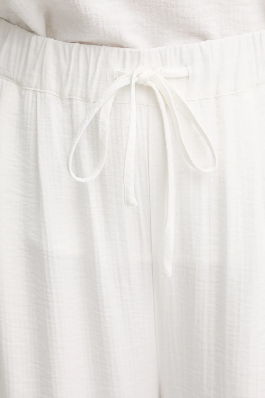 Παντελόνι Gestuz χρώμα: μπεζ, 10910440 φωτογραφία