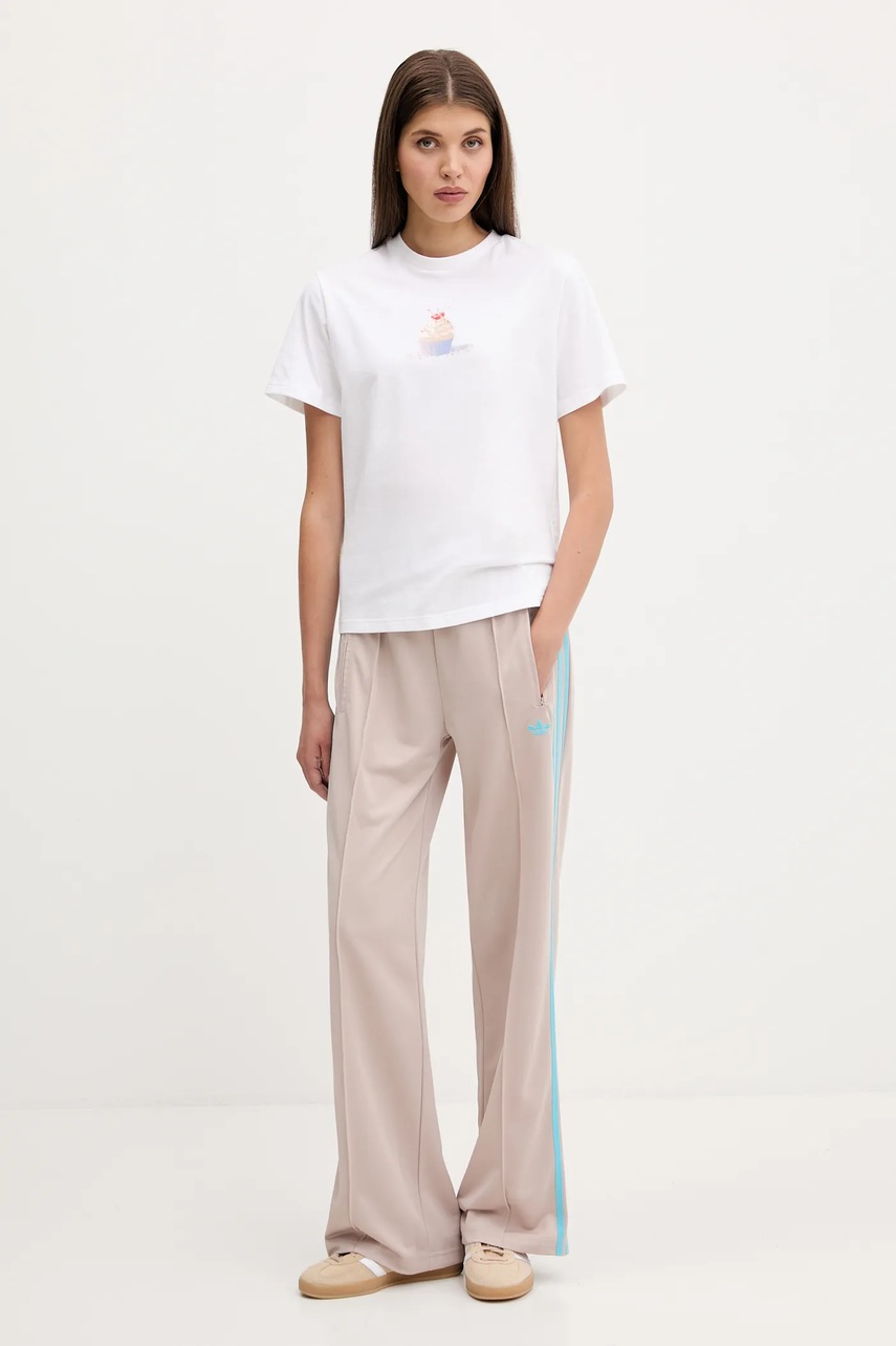 Спортивные штаны adidas Originals Firebird цвет бежевый с аппликацией JY2691