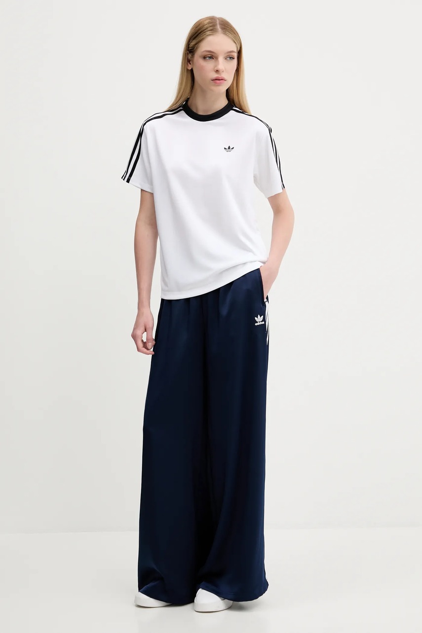 Спортивные штаны adidas Originals Adicolor Satin Wide Leg цвет синий с аппликацией JD0881 Спортивные штаны adidas Originals Adicolor Satin Wide Leg цвет синий с аппликацией JD0881