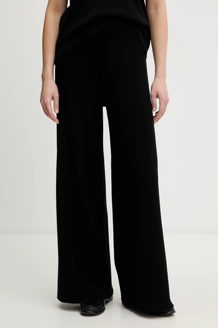 United Colors of Benetton pantaloni de trening culoarea negru, cu imprimeu, 17Q3DF013