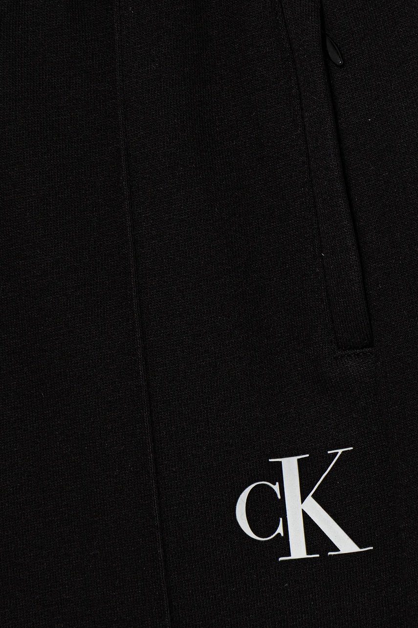 Detské tepláky Calvin Klein Jeans