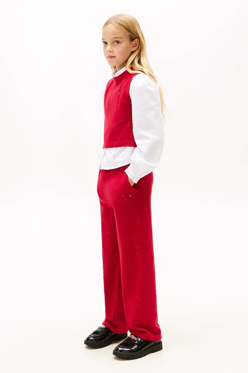 

Детски панталон Tommy Hilfiger в червено с изчистен дизайн KG0KG08911, Червен