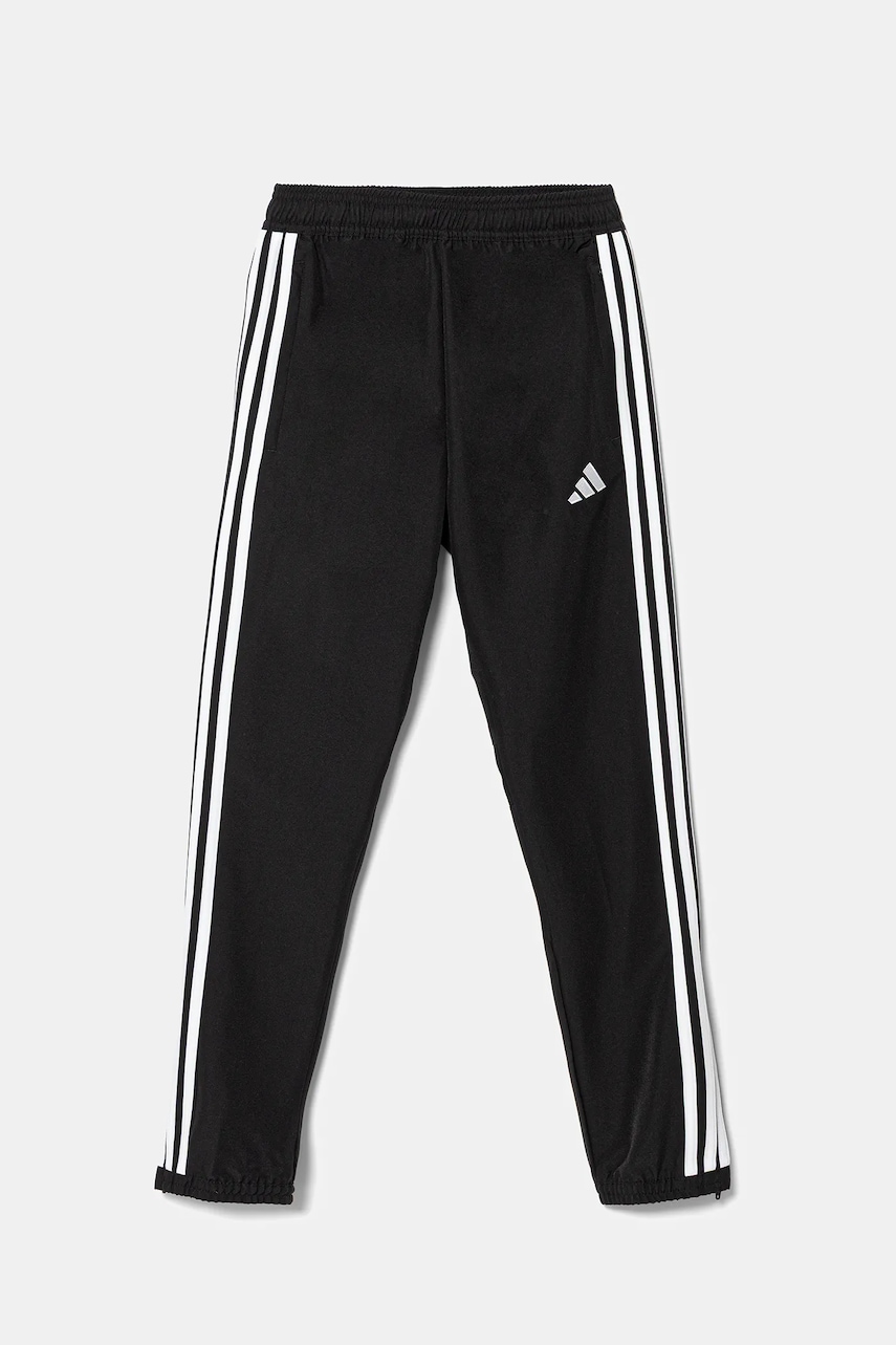 Детские спортивные штаны adidas Performance цвет чёрный с аппликацией JD0635 Детские спортивные штаны adidas Performance цвет чёрный с аппликацией JD0635