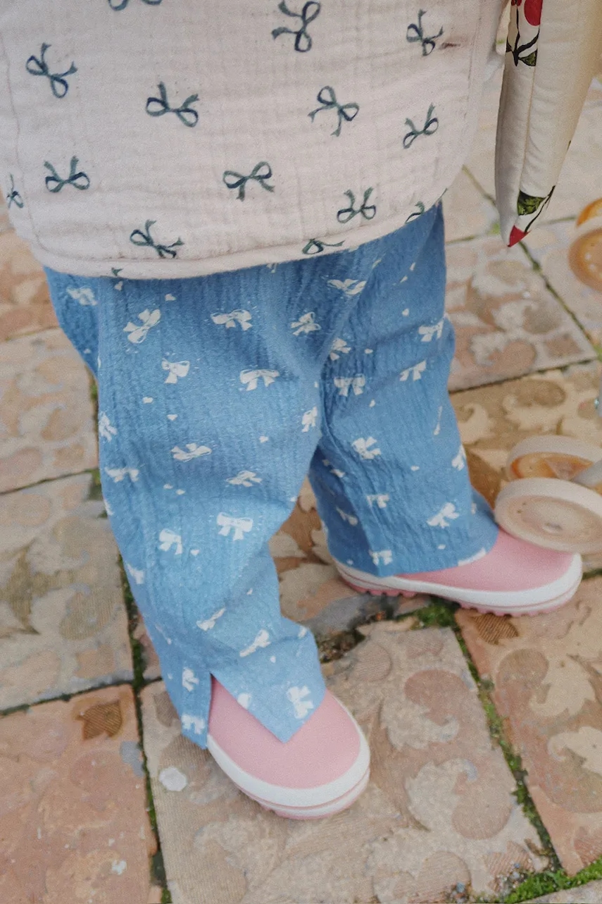 Konges Sløjd pantaloni de bumbac pentru copii VIDA PANTS GOTS KS104034