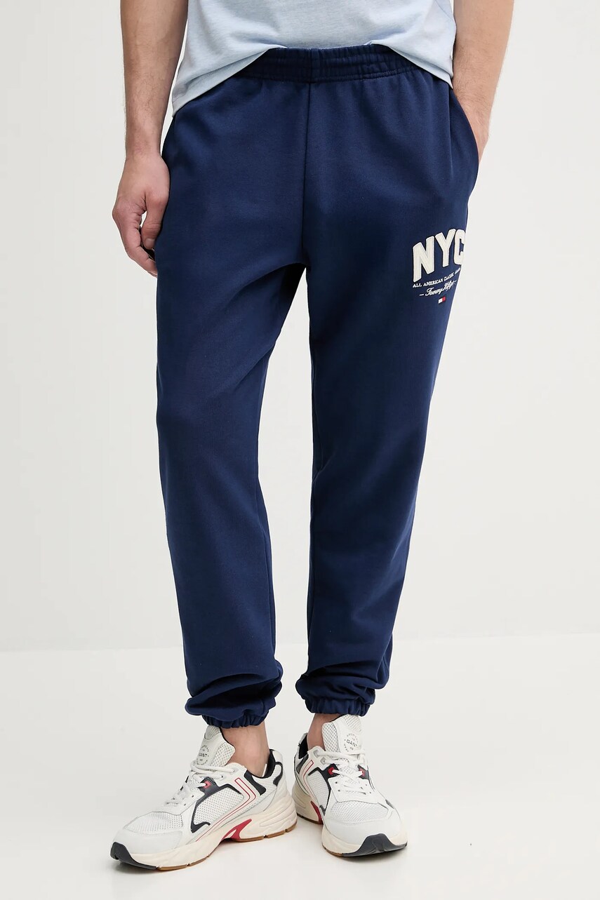 Levně Tepláky Tommy Hilfiger pánské, tmavomodrá barva, s aplikací, MW0MW39688