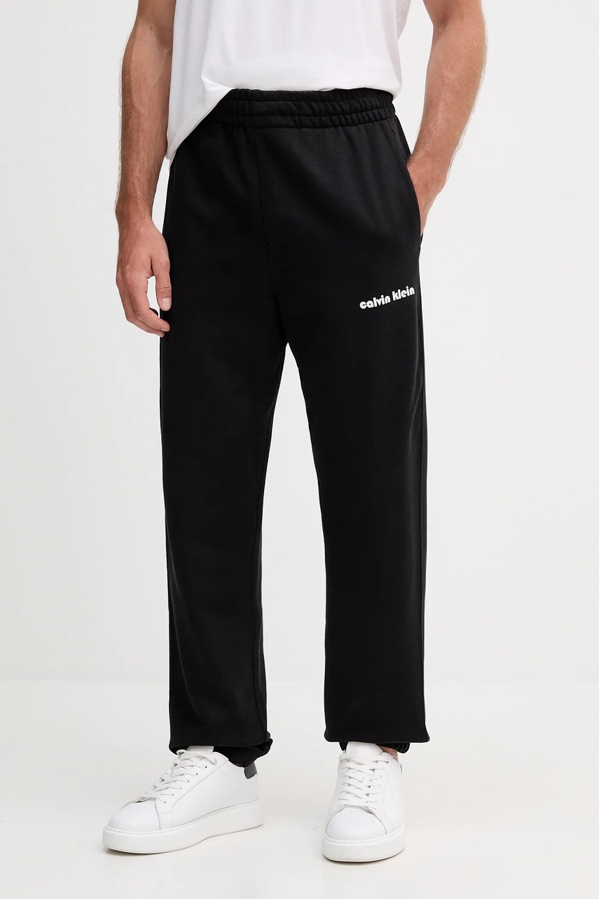 Levně Tepláky Calvin Klein Jeans pánské, černá barva, s potiskem, LV04RC294G