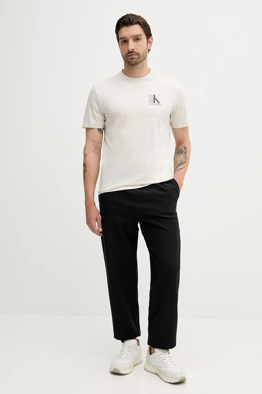 Спортивные штаны Calvin Klein Jeans цвет чёрный однотонные LV04RC279G