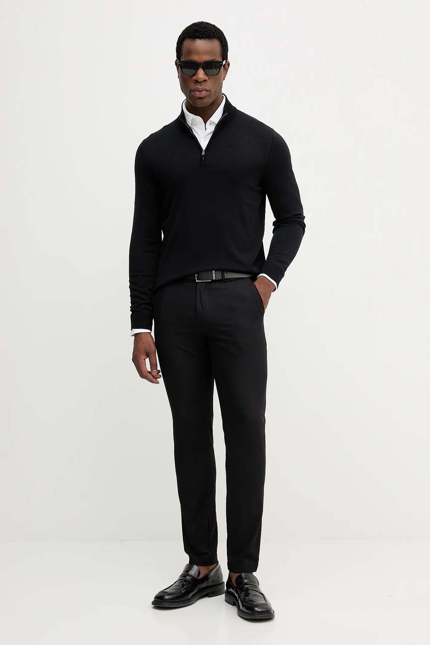 Брюки BOSS цвет чёрный фасон chinos 50543945 Брюки BOSS цвет чёрный фасон chinos 50543945