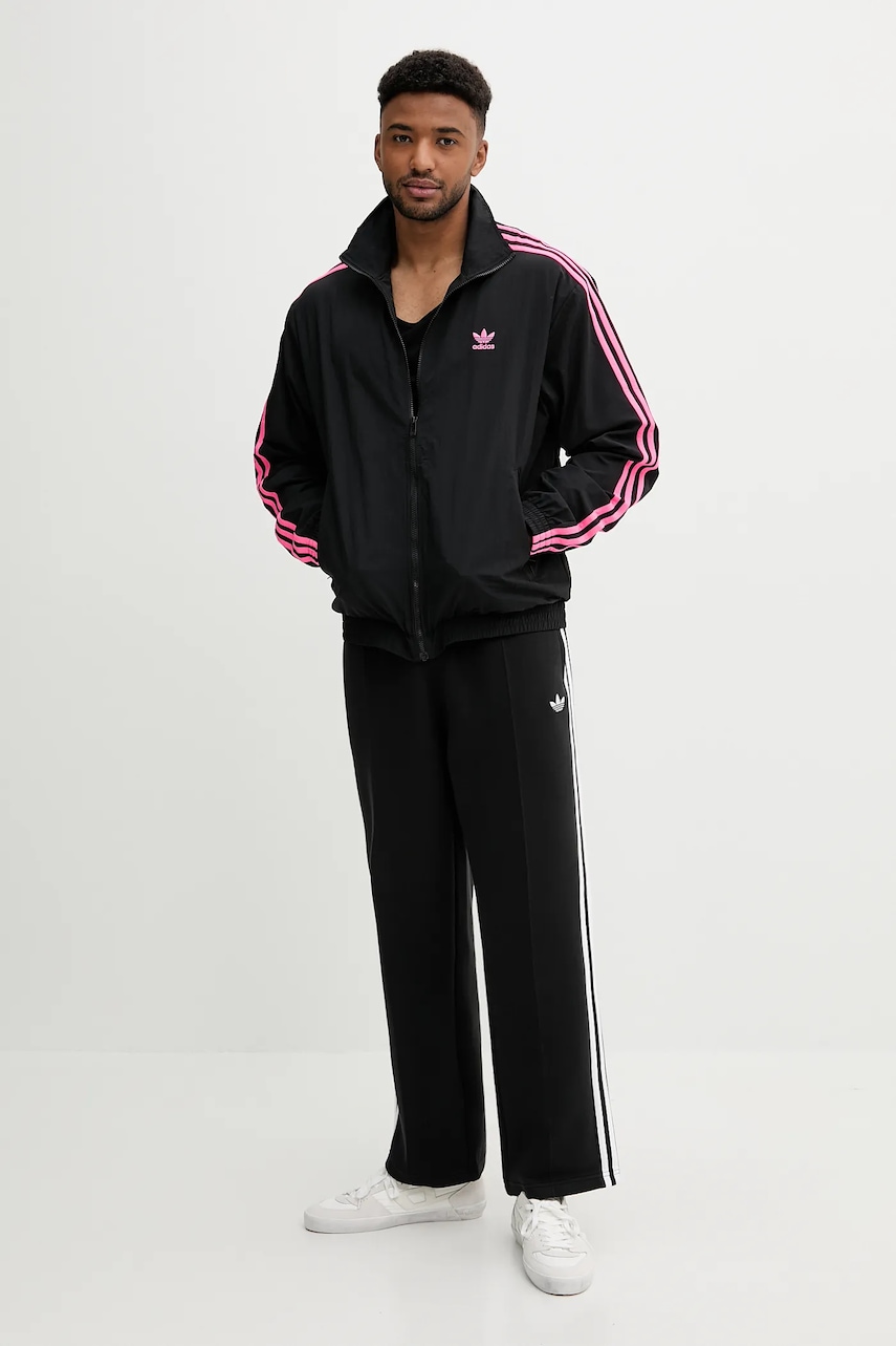 Спортивные штаны adidas Originals Spacer Drill Tp цвет чёрный с аппликацией JX1506 Спортивные штаны adidas Originals Spacer Drill Tp цвет чёрный с аппликацией JX1506