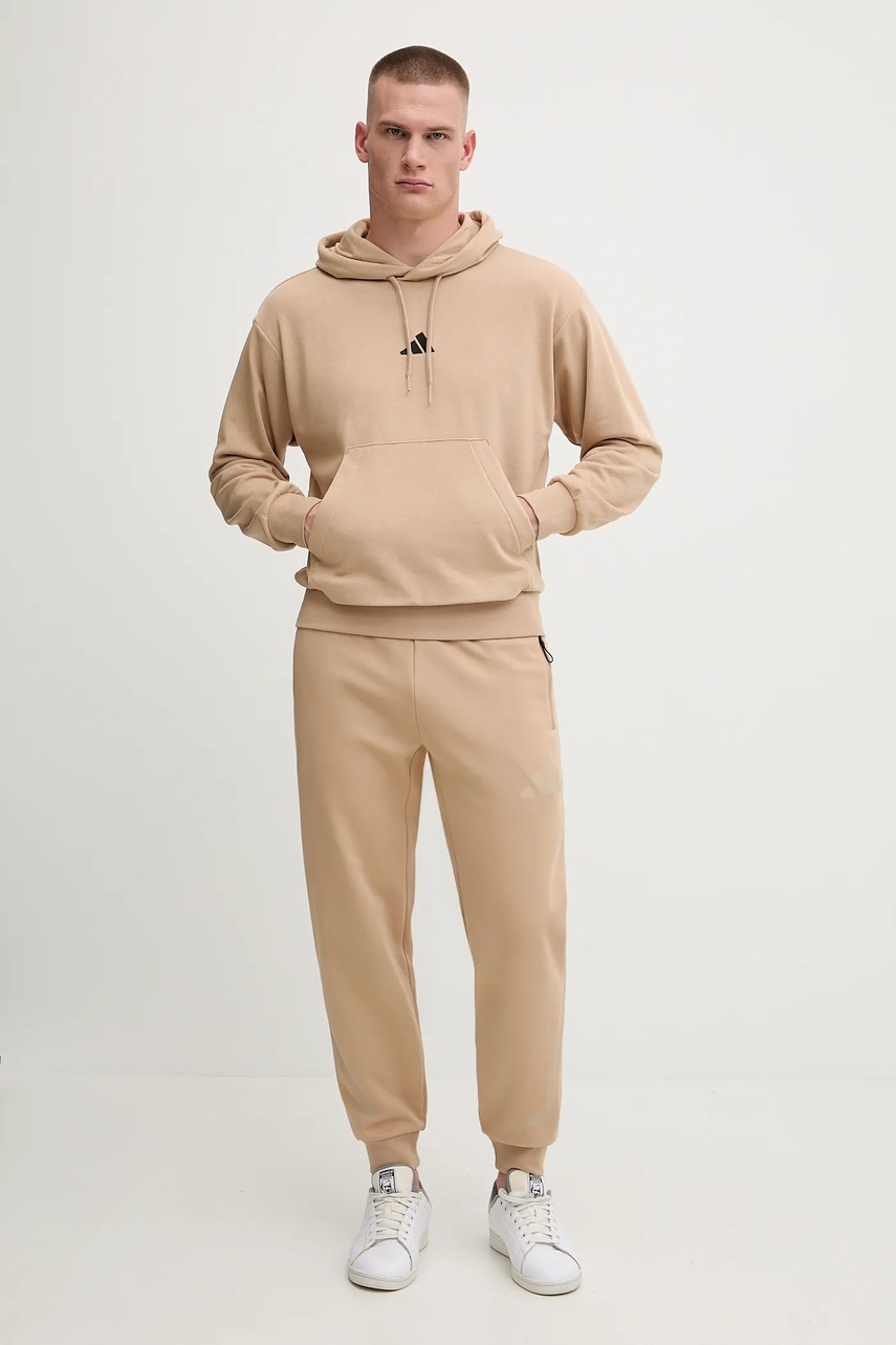 Спортивные штаны adidas x Z.N.E цвет бежевый с принтом JW4725 Спортивные штаны adidas x Z.N.E цвет бежевый с принтом JW4725