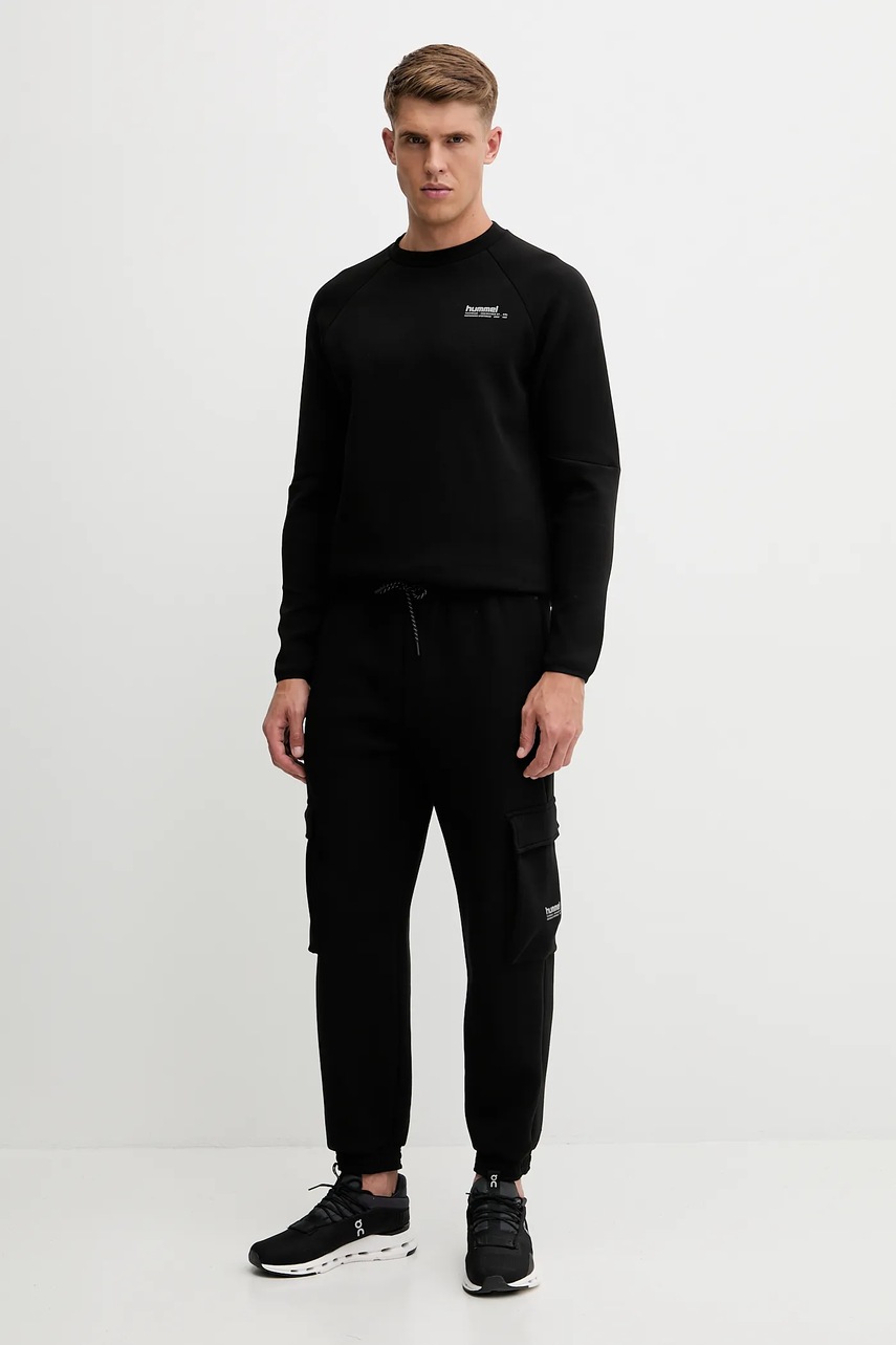 Спортивные штаны Hummel цвет чёрный однотонные 228338 Спортивные штаны Hummel цвет чёрный однотонные 228338