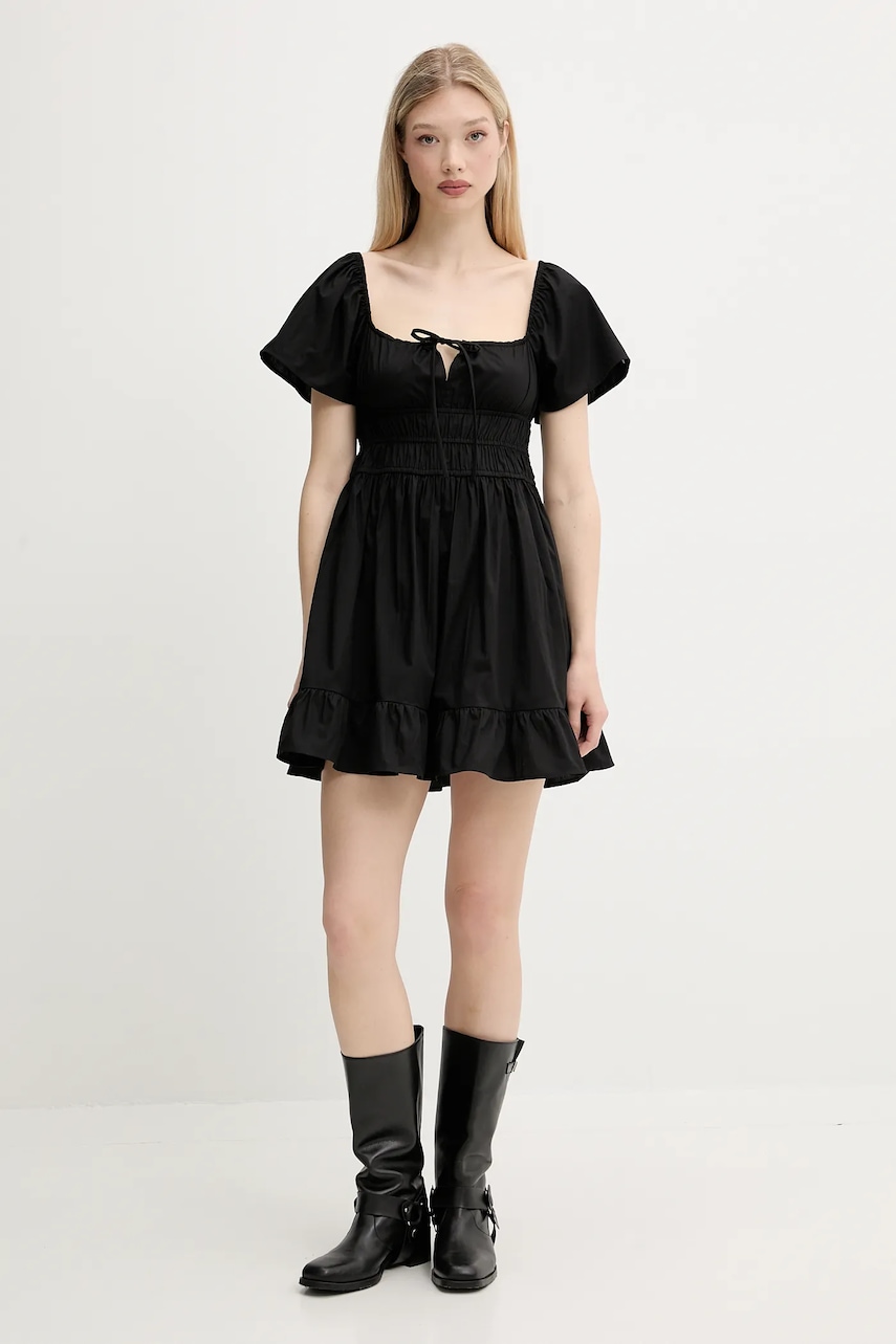Хлопковое платье Tommy Jeans цвет чёрный mini расклешённое DW0DW20882 Хлопковое платье Tommy Jeans цвет чёрный mini расклешённое DW0DW20882