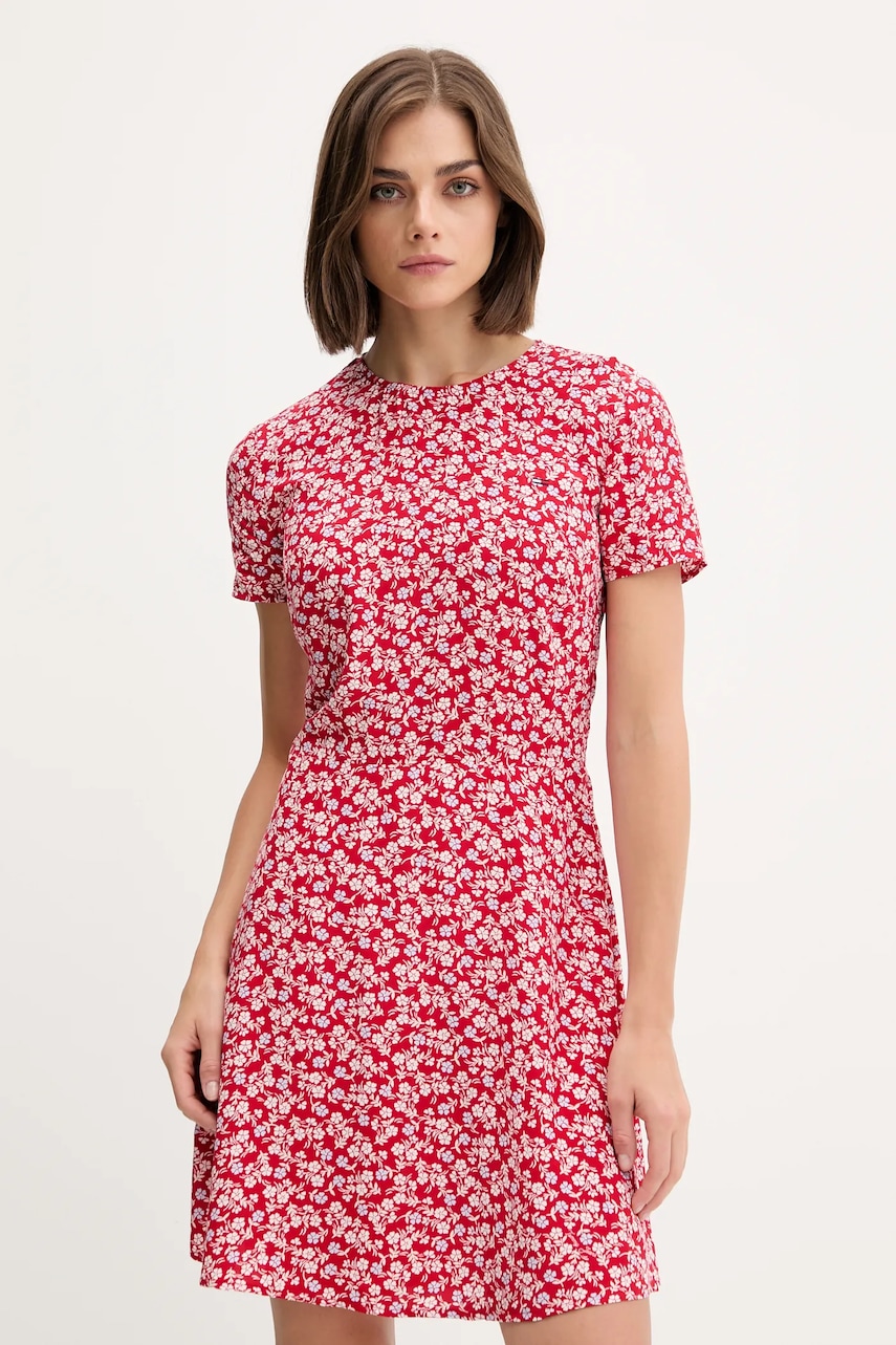 Tommy Jeans rochie culoarea roșu, mini, evazați, DW0DW21120