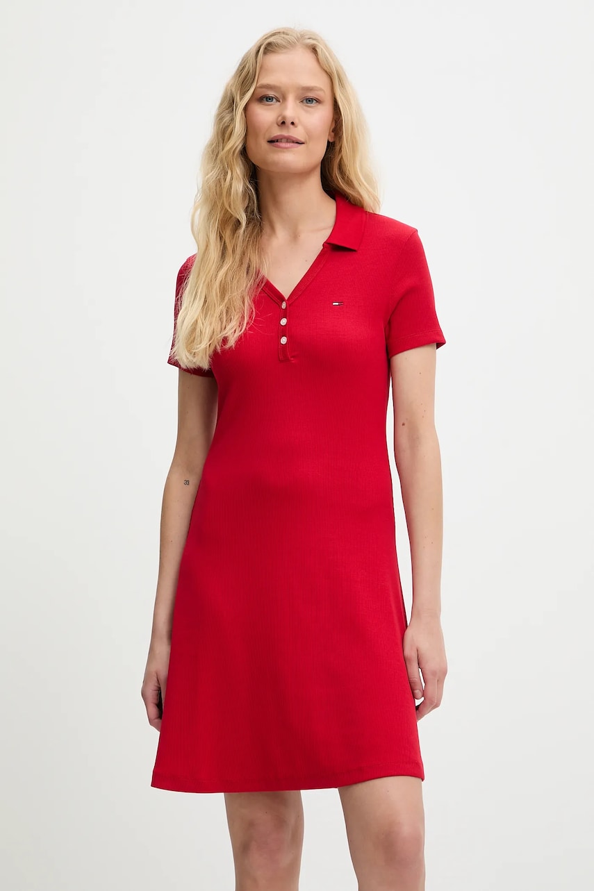 Tommy Jeans rochie culoarea rosu, mini, mulată, DW0DW21172