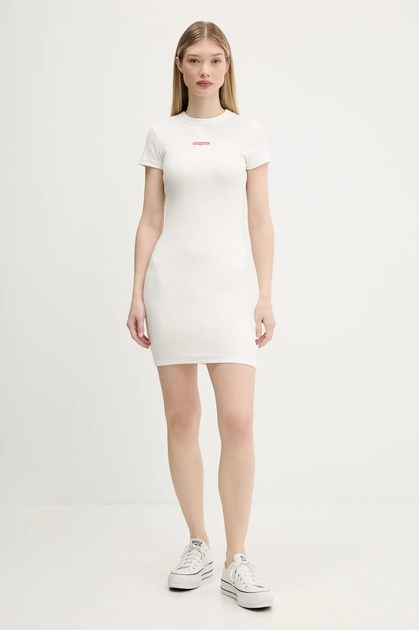 Сукня Tommy Jeans колір білий mini облягаюча DW0DW21186
