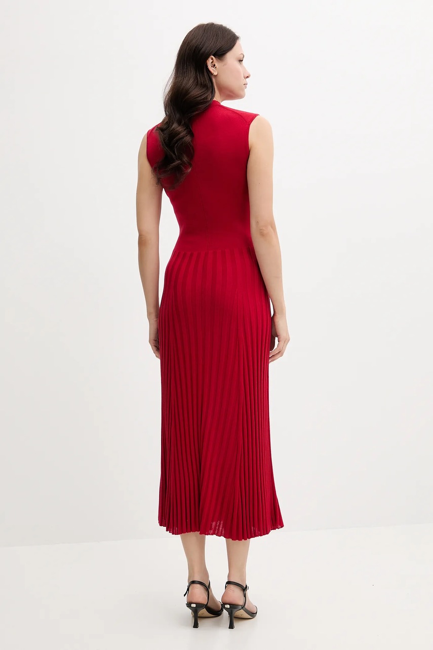 Платье с примесью шелка Tommy Hilfiger цвет красный maxi расклешённое WW0WW45653