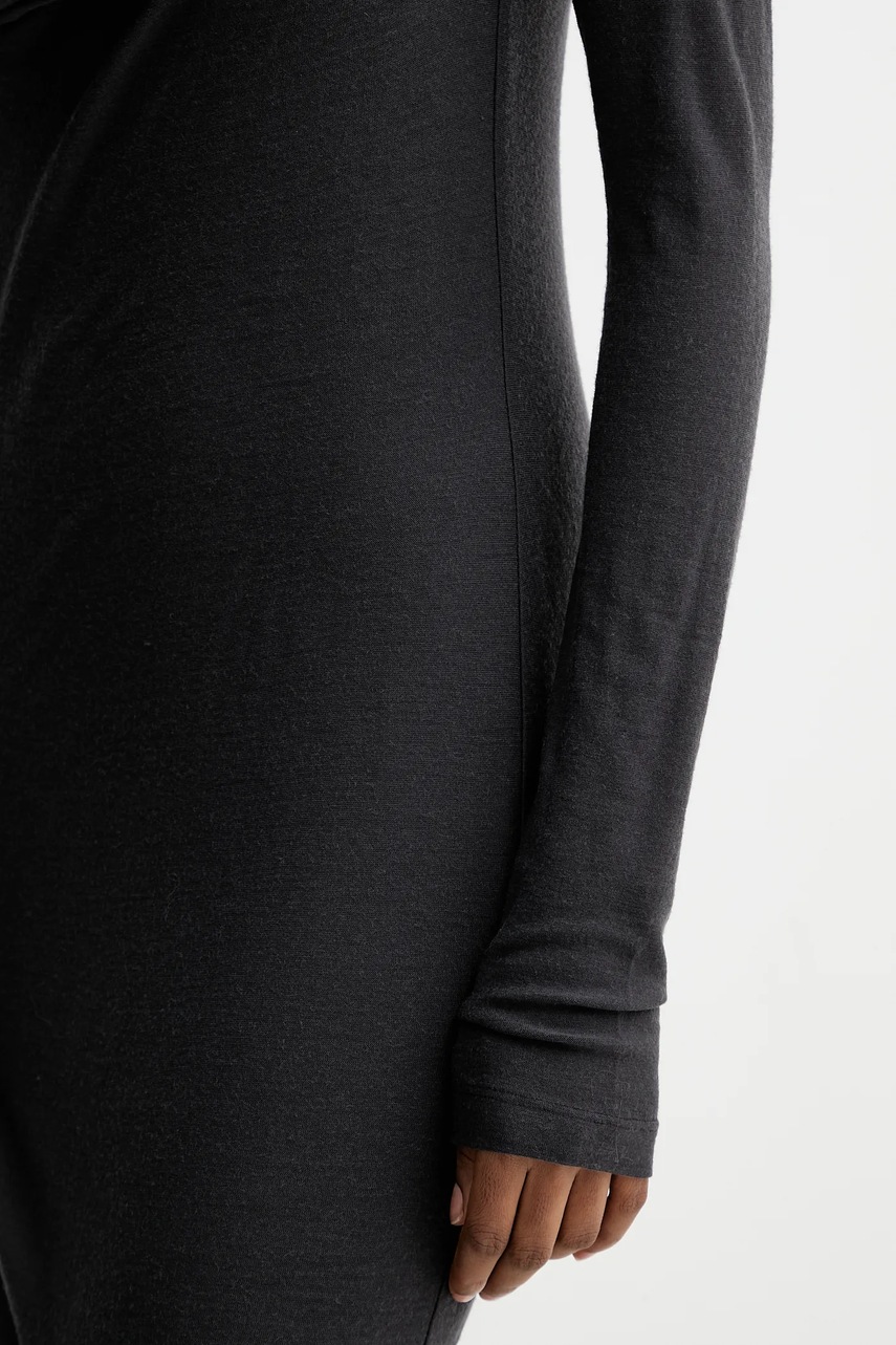 Вовняна сукня Nanushka колір сірий maxi облягаюча NW25PFDR10792