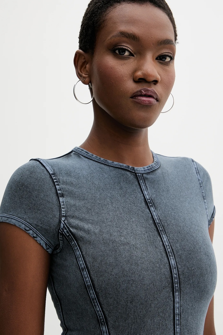 Šaty Diesel D-CUPSLEEVES (obrázek 4)