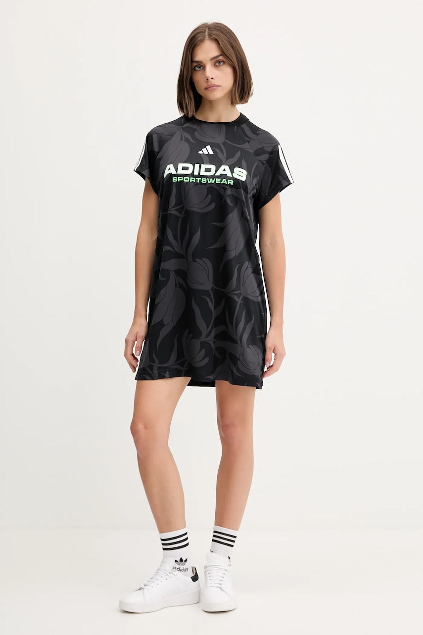 Платье adidas Tiro цвет чёрный mini прямое JL7638 Платье adidas Tiro цвет чёрный mini прямое JL7638
