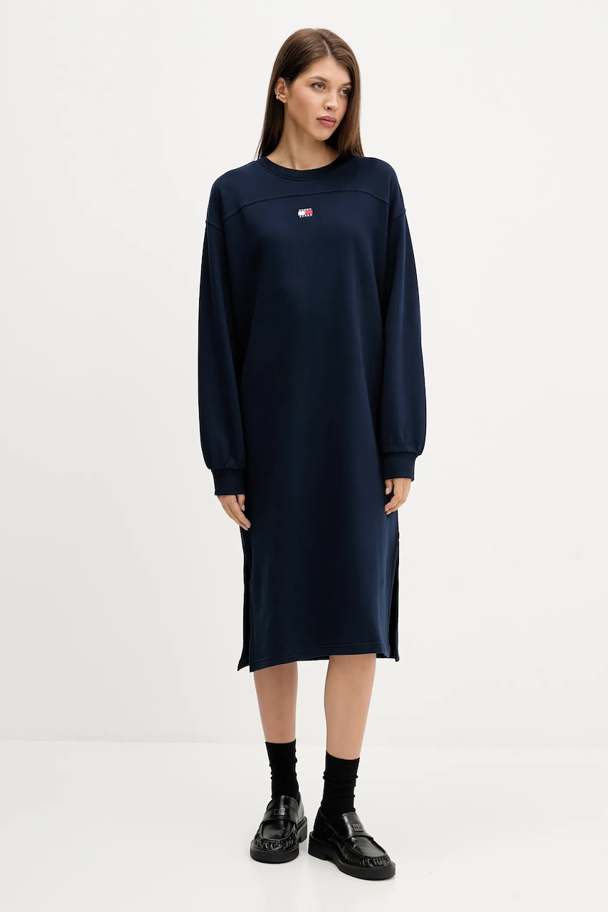 Levně Bavlněné šaty Tommy Jeans tmavomodrá barva, mini, oversize, DW0DW21484