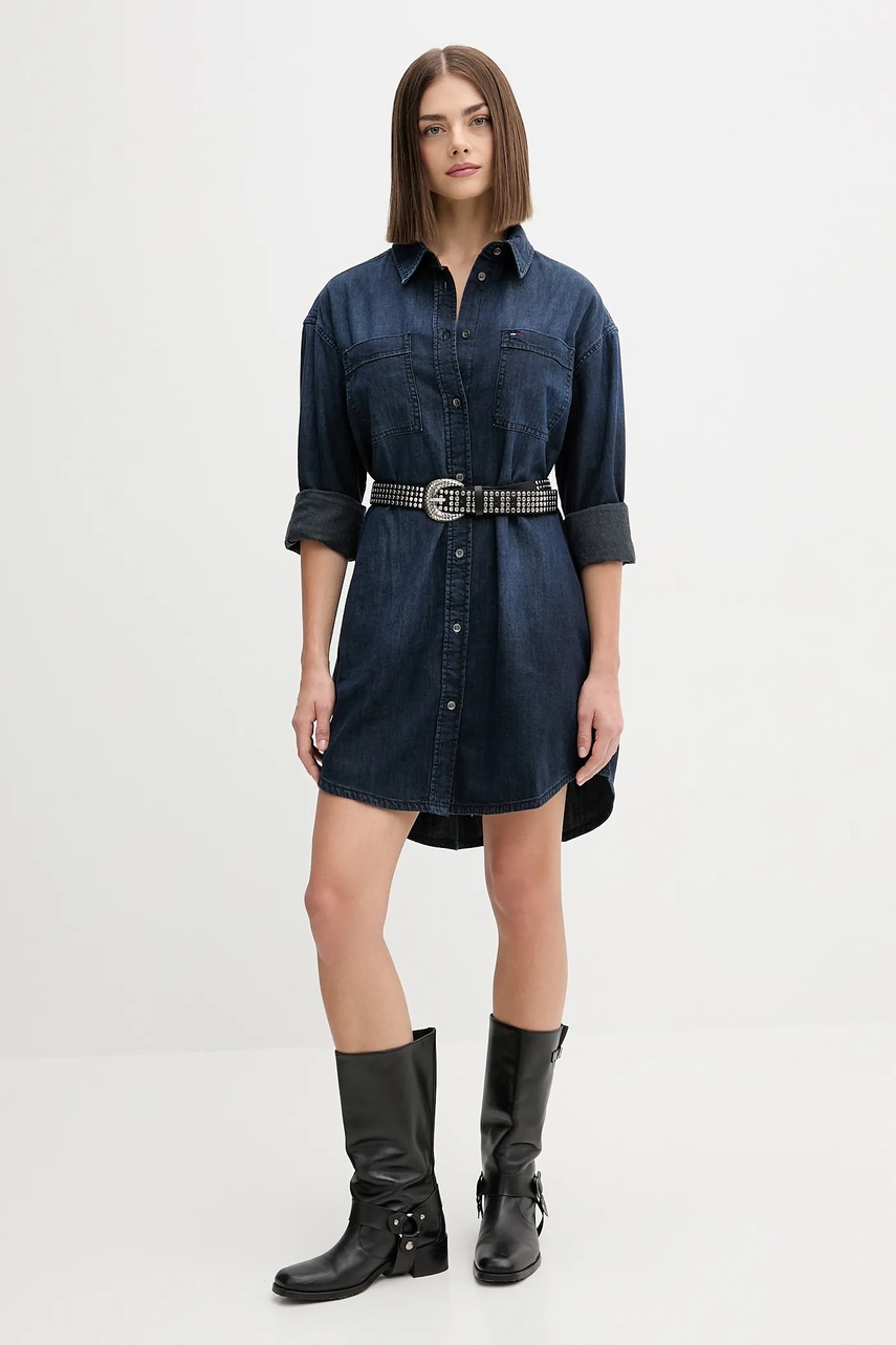 Джинсовое платье Tommy Jeans цвет синий mini oversize DW0DW21650 Джинсовое платье Tommy Jeans цвет синий mini oversize DW0DW21650