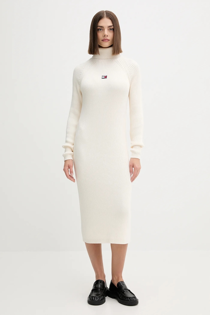 Tommy Jeans rochie din bumbac culoarea bej, midi, mulata, DW0DW22167