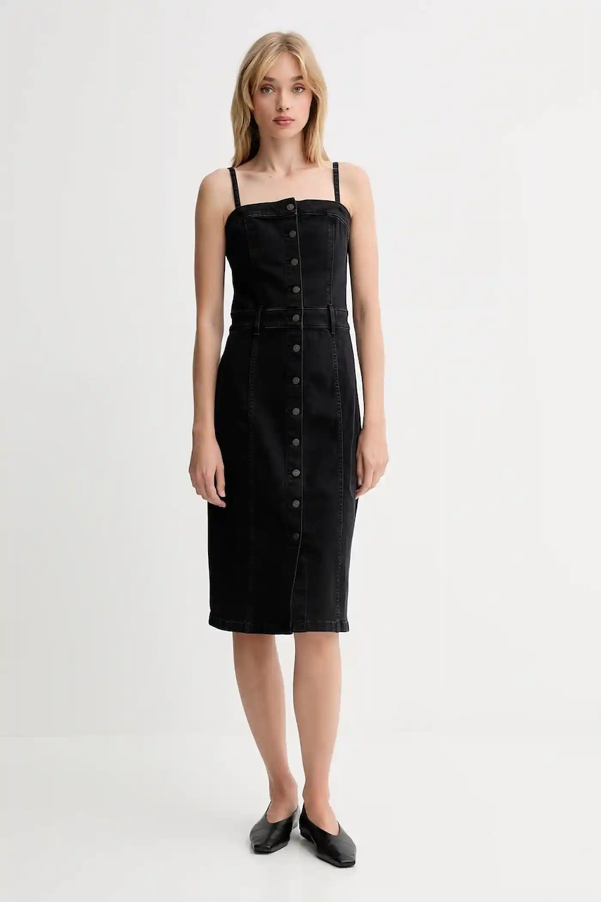 Levně Džínové šaty Levi's černá barva, midi, přiléhavé, 0002S