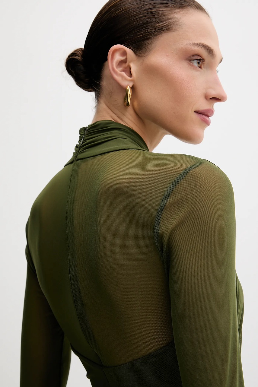 Сукня Bardot колір зелений maxi облягаюча 60119DB