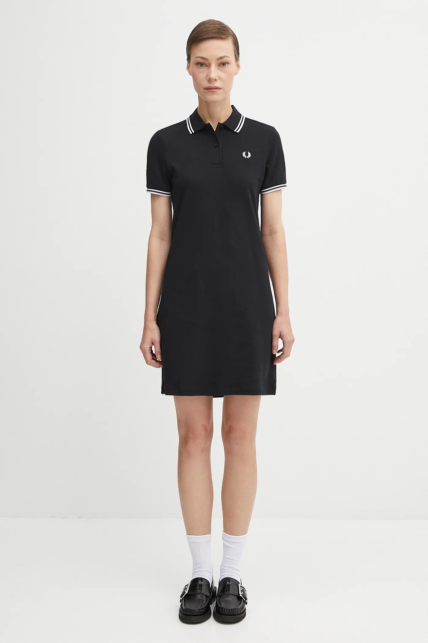 Fred Perry rochie culoarea negru, mini, mulata, D3600