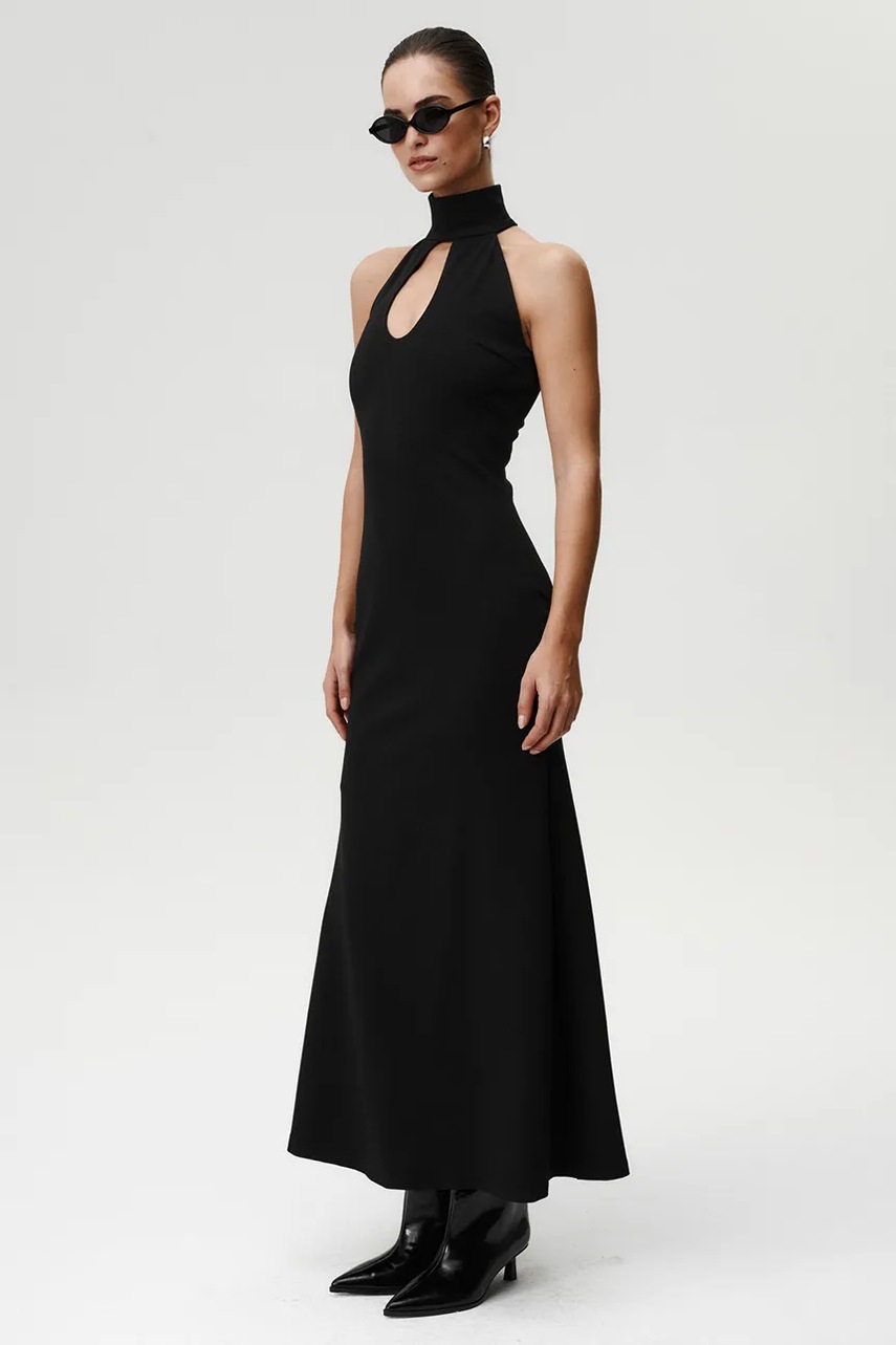 Сукня Undress Code колір чорний maxi розкльошена 1064